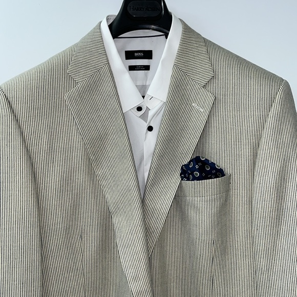 Nautica Sports Jacket Size 46T in EUC. Beige and Blue. 55% Viscose 45% Wool - Picture 16 of 16